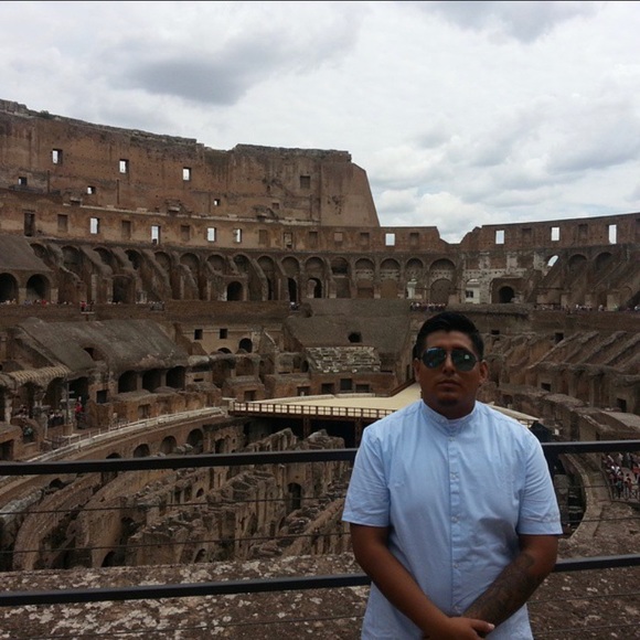 Meet your Posher, Erick - Picture 1 of 2